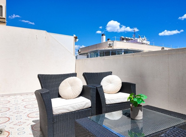 Wohnung - Wiederverkauf - Torrevieja - CSP-64427