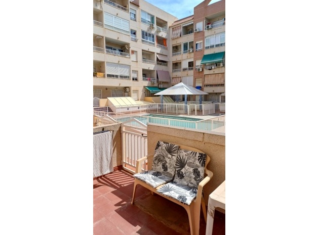 Wohnung - Wiederverkauf - Torrevieja - ESMA-54081