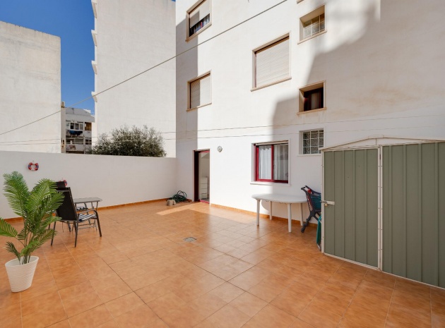 Wohnung - Wiederverkauf - Torrevieja - ESMA-66436
