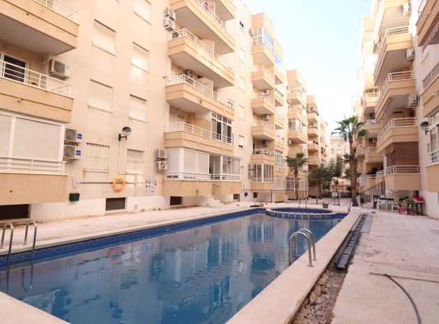 Wohnung - Wiederverkauf - Torrevieja - ESVIN-75634