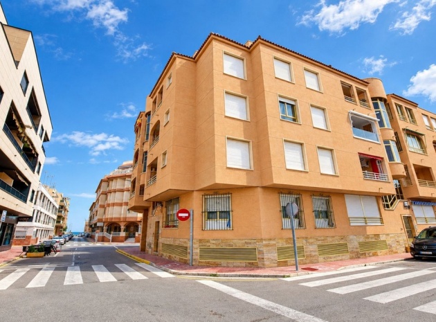 Wohnung - Wiederverkauf - Torrevieja - Playa De La Mata