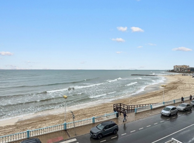 Wohnung - Wiederverkauf - Torrevieja - Playa de los Locos