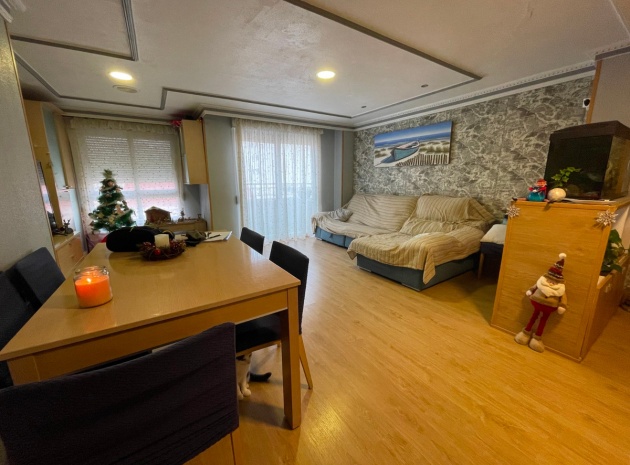 Wohnung - Wiederverkauf - Torrevieja - Torrevieja Centro