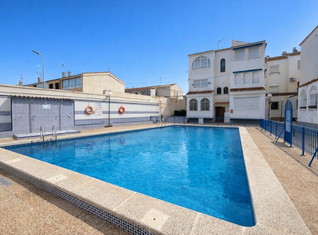 Wohnung - Wiederverkauf - Torrevieja - Torrevieja Centro