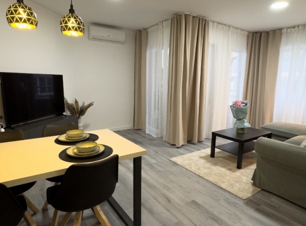 Wohnung - Wiederverkauf - Torrevieja - Torrevieja Centro