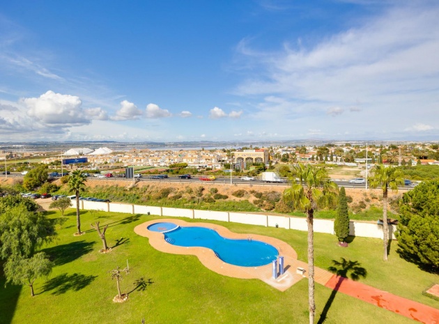 Wohnung - Wiederverkauf - Torrevieja - Torrevieja Centro