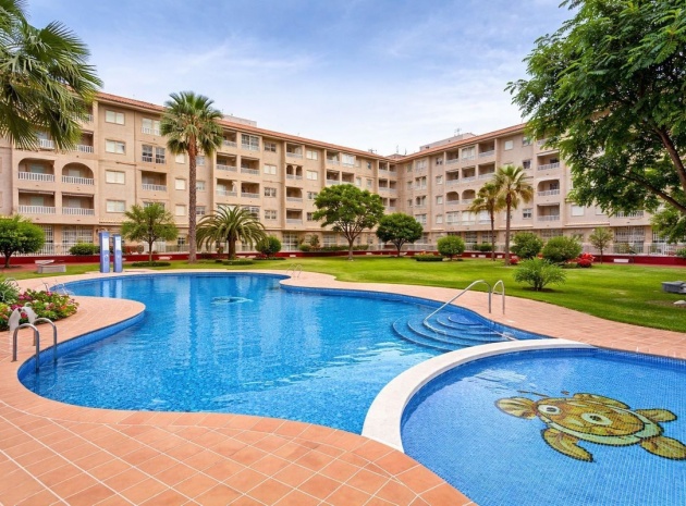 Wohnung - Wiederverkauf - Torrevieja - Torrevieja Centro