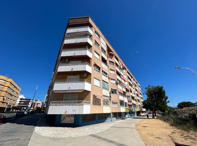 Wohnung - Wiederverkauf - Torrevieja - Torrevieja Centro