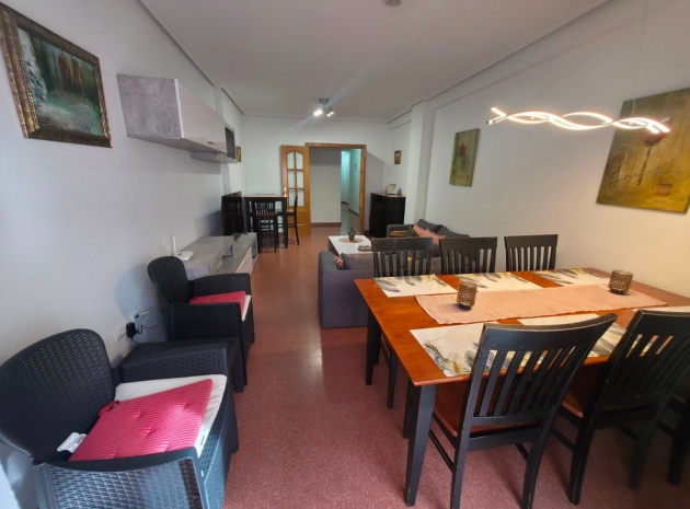 Wohnung - Wiederverkauf - Torrevieja - Torrevieja Centro
