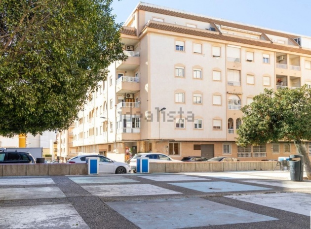 Wohnung - Wiederverkauf - Torrevieja - Torrevieja Centro