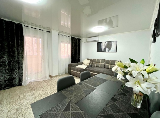 Wohnung - Wiederverkauf - Torrevieja - Torrevieja