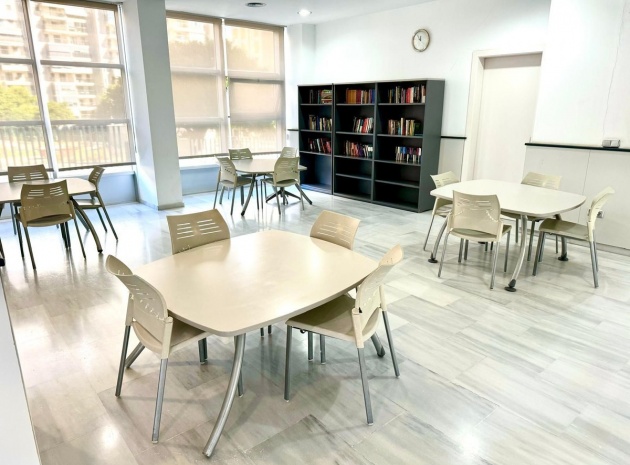 Wohnung - Wiederverkauf - Villajoyosa - Villajoyosa Centro