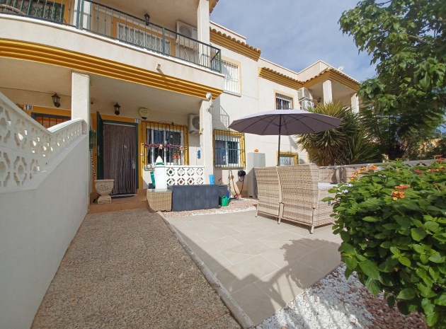 Wohnung - Wiederverkauf - Villamartin - ESMA-77379