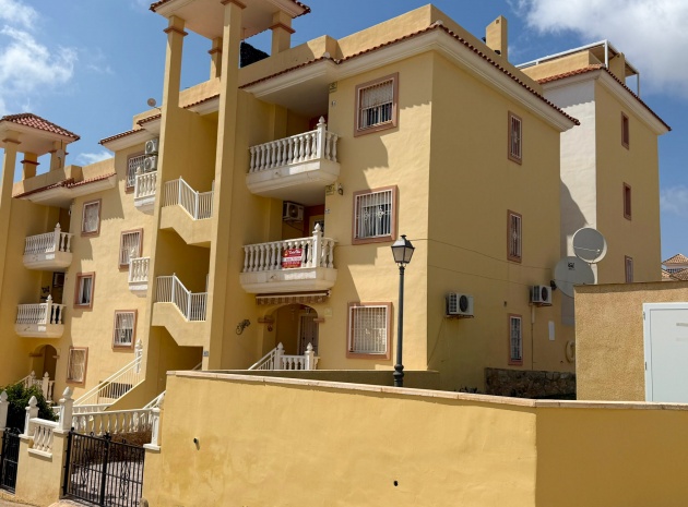 Wohnung - Wiederverkauf - Villamartin - Villamartin