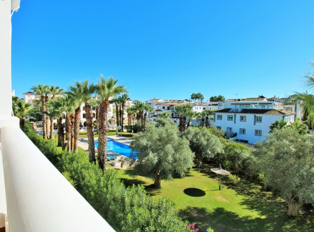 Wohnung - Wiederverkauf - Villamartin - Villamartin