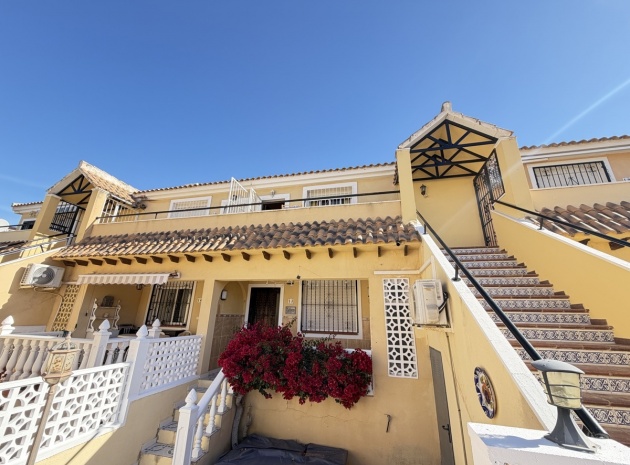 Wohnung - Wiederverkauf - Villamartin - Villamartin