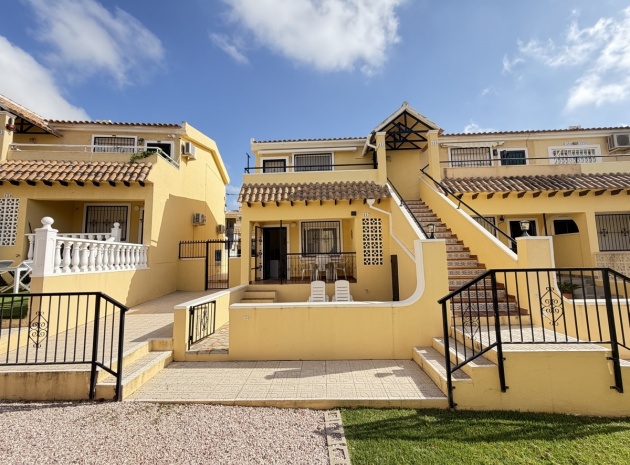 Wohnung - Wiederverkauf - Villamartin - Villamartin