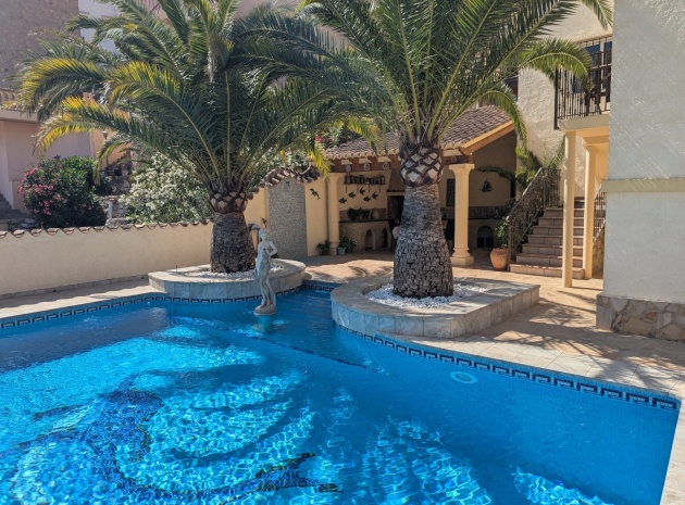 Resale - Villa - Calpe - Maryvilla