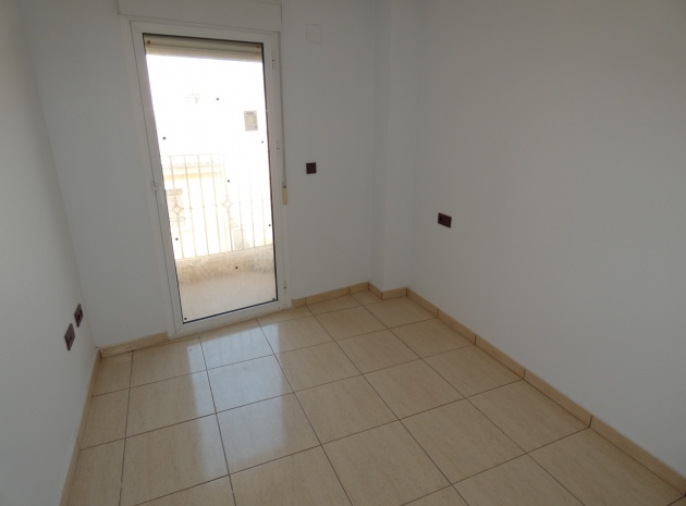 Resale - Apartment - Algorfa