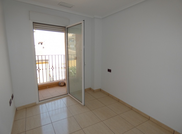 Resale - Apartment - Algorfa