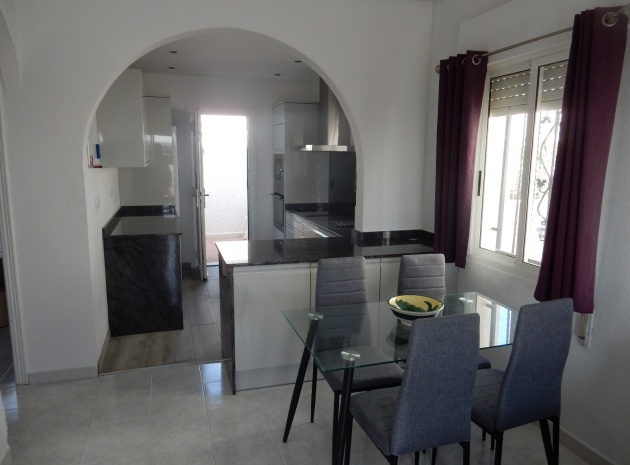 Resale - Townhouse - Ciudad Quesada - Pueblo Bravo
