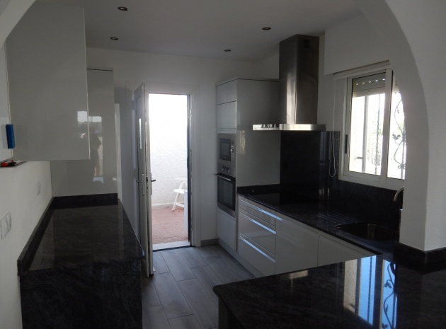 Resale - Townhouse - Ciudad Quesada - Pueblo Bravo