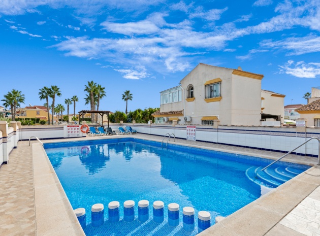 Resale - Apartment - Cabo Roig - la regia
