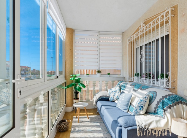 Resale - Apartment - Cabo Roig - la regia