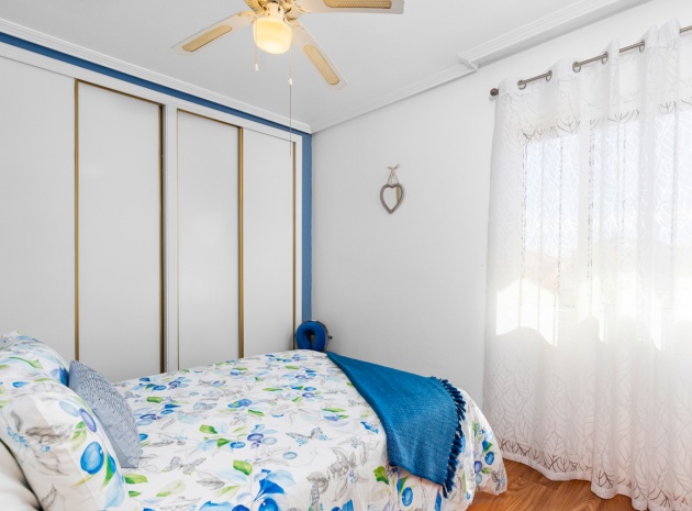 Resale - Apartment - Cabo Roig - la regia