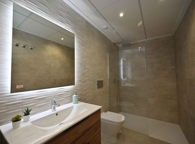 Nieuw gebouw - Appartement - Torrevieja - Centro