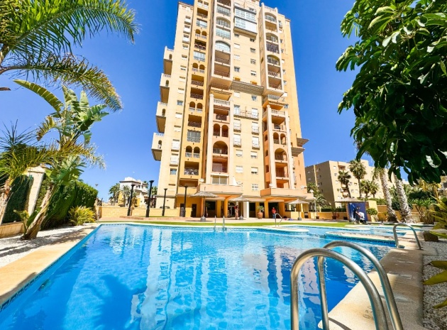 Resale - Apartment - Torrevieja
