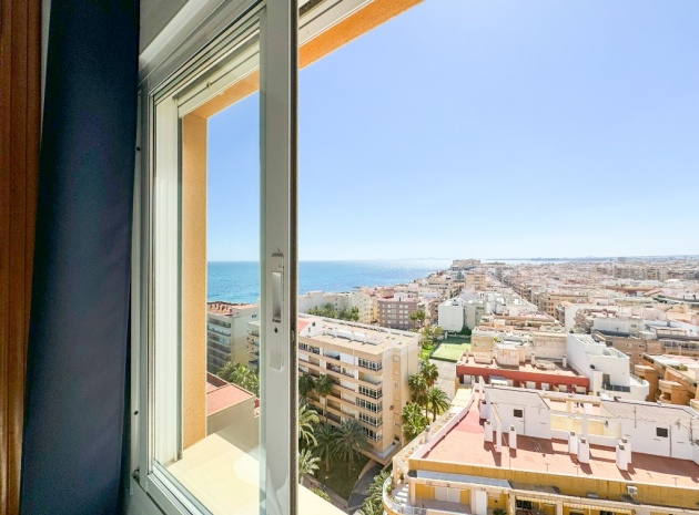Resale - Apartment - Torrevieja
