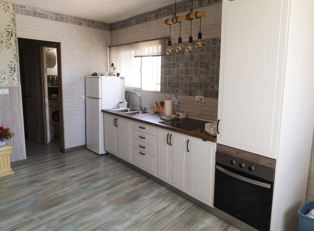 Resale - Villa - Los Montesinos