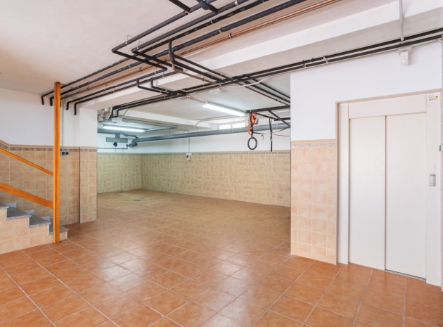 Resale - Villa - Torrevieja - la veleta