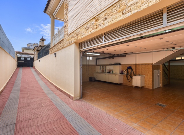 Resale - Villa - Torrevieja - la veleta