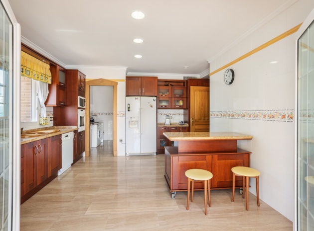 Resale - Villa - Torrevieja - la veleta