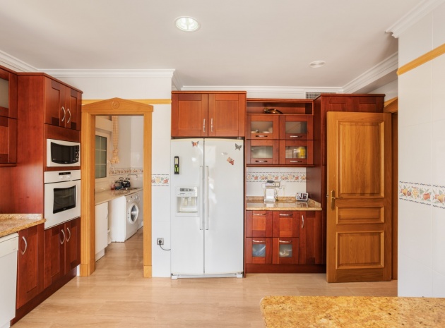 Resale - Villa - Torrevieja - la veleta