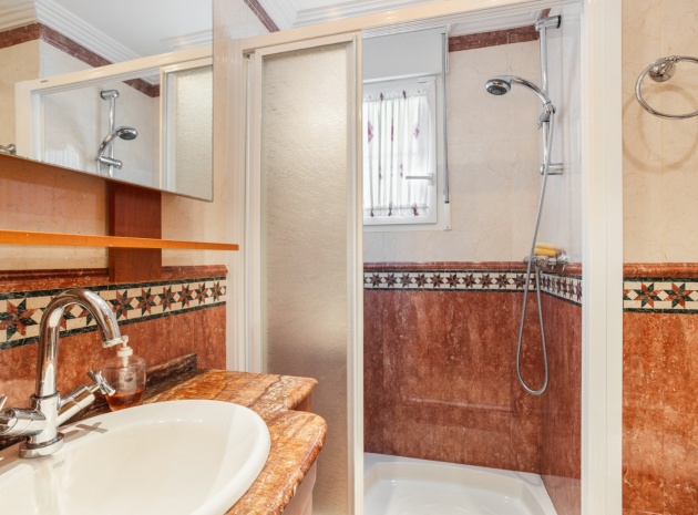 Resale - Villa - Torrevieja - la veleta