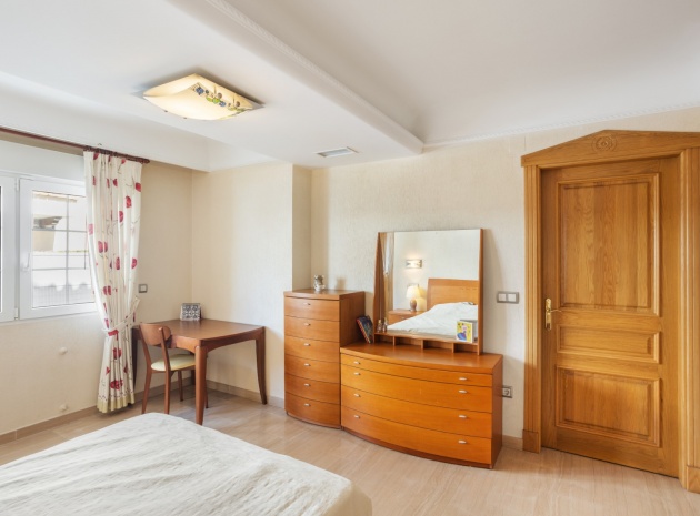 Resale - Villa - Torrevieja - la veleta
