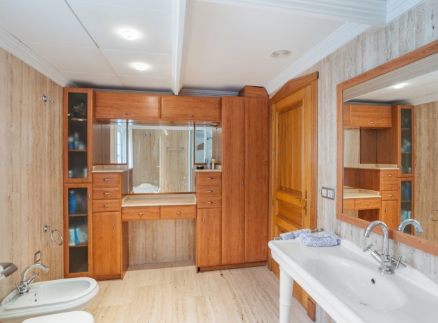 Resale - Villa - Torrevieja - la veleta