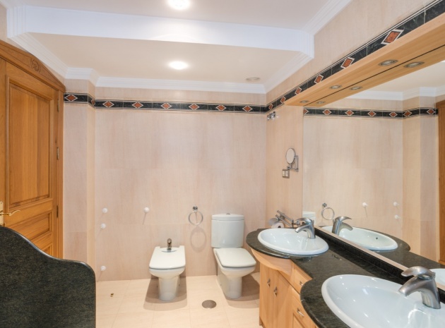 Resale - Villa - Torrevieja - la veleta