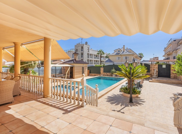 Resale - Villa - Torrevieja - la veleta
