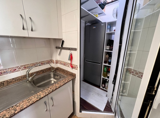 Resale - Villa - Villamartin - vista azul