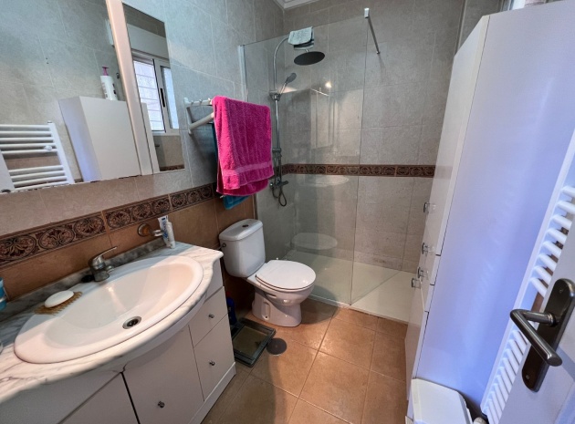 Resale - Villa - Villamartin - vista azul