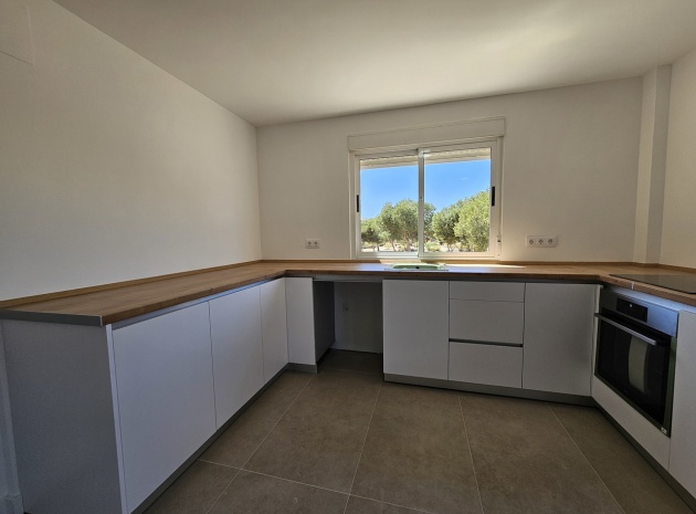 Återförsäljning - Lägenhet - Punta Prima - la entrada