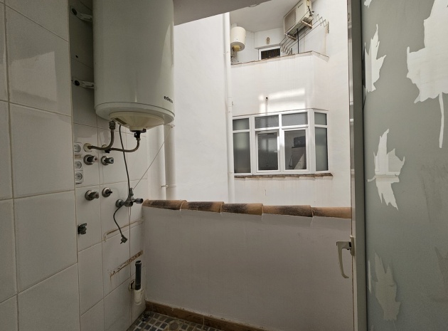 Återförsäljning - Lägenhet - Punta Prima - la entrada