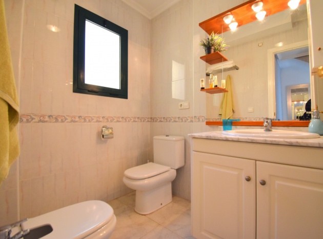 Resale - Townhouse - Campoamor - lomas de campoamor