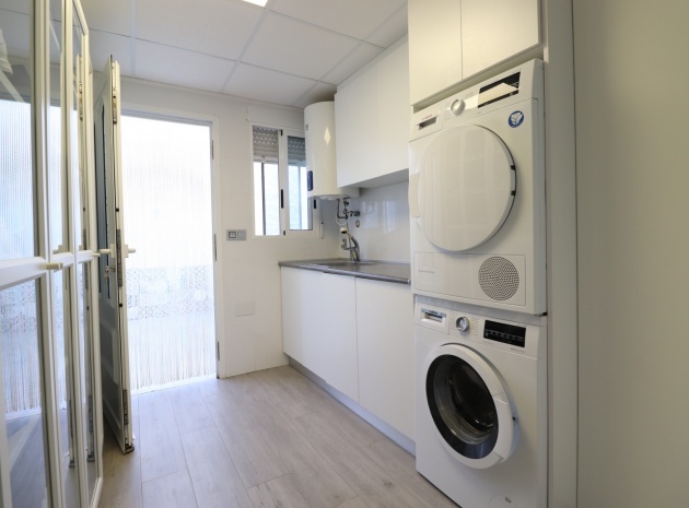 Resale - Townhouse - Benijofar