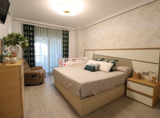 Resale - Townhouse - Benijofar