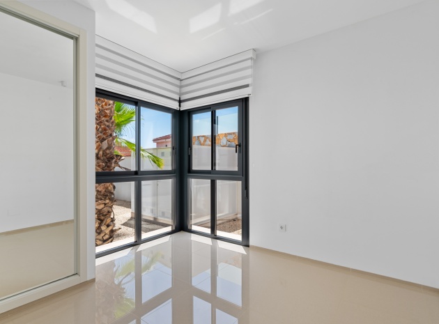 Återförsäljning - Villa - Ciudad Quesada